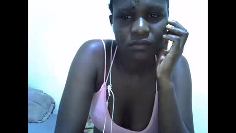 Snapshot of leilacuty13 chatting on 10-03-25, 06:49 leilacuty13 online show from 10-03-25, 06:49