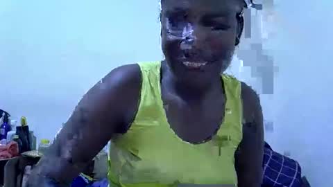 Snapshot of leilacuty13 chatting on 10-19-25, 05:13 leilacuty13 online show from 10-19-25, 05:13