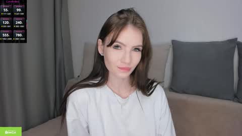 Snapshot of leiladream chatting on 09-19-25, 04:14 leiladream online show from 09-19-25, 04:14
