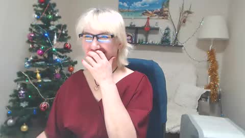 Leila Kinky online show from 01-14-25, 11:31