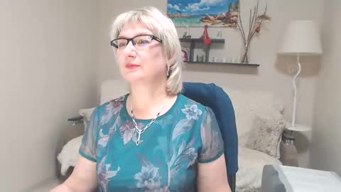 Leila Kinky online show from 01-30-25, 02:49