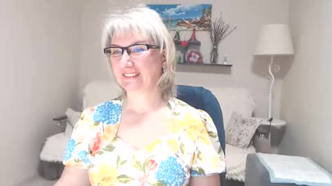 Leila Kinky online show from 05-18-26, 06:08