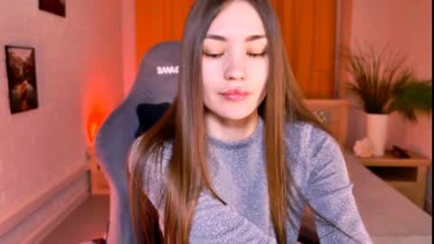 Leila Rai online show from 04-07-26, 01:33