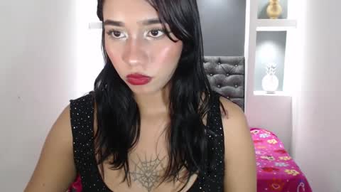 Snapshot of leilasweetxx chatting on 01-30-25, 08:01 Mar online show from 01-30-25, 08:01
