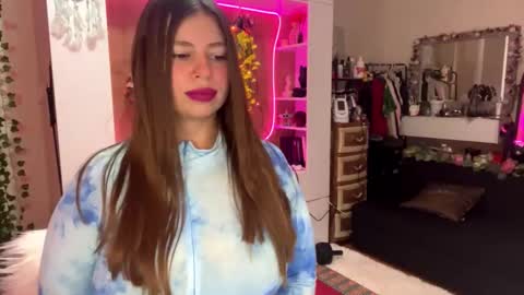 Leila online show from 12-02-25, 10:20