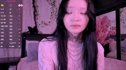 Snapshot of lein_bone chatting on 10-25-25, 12:18 Lein online show from 10-25-25, 12:18