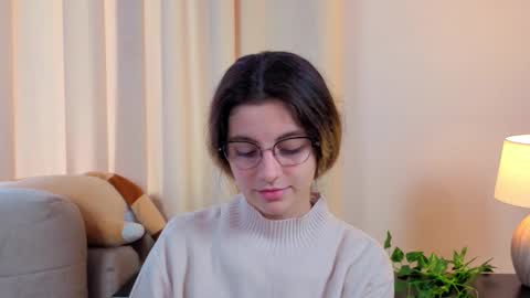 Alexandria online show from 11-04-25, 07:18