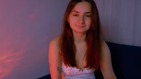 Snapshot of lelia_vibe chatting on 10-17-25, 04:26 Lelia online show from 10-17-25, 04:26