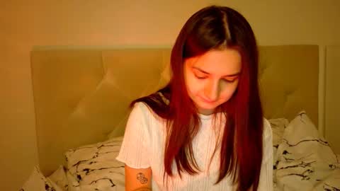 Snapshot of lelia_vibe chatting on 10-25-25, 03:07 Lelia online show from 10-25-25, 03:07