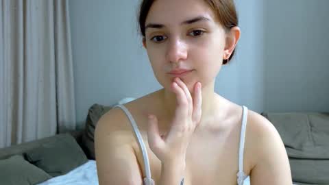 Snapshot of lelia_vibe chatting on 11-06-25, 03:18 Lelia online show from 11-06-25, 03:18
