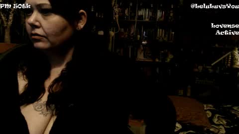 Snapshot of leluluvsyou chatting on 01-05-25, 11:48 Lelu Fallas online show from 01-05-25, 11:48