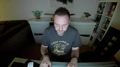 Ange online show from 02-01-25, 01:12