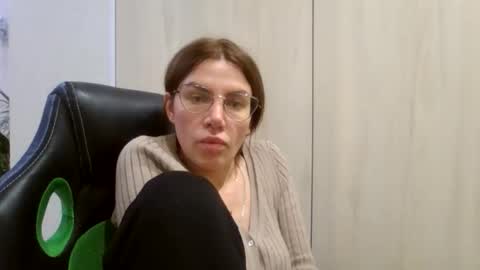 lena6122000 online show from 10-26-25, 09:42