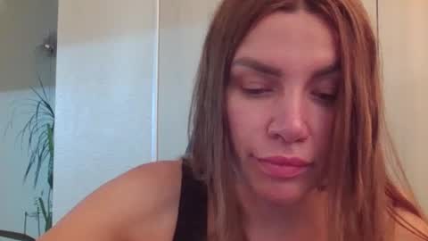 lena6122000 online show from 07-10-26, 05:04