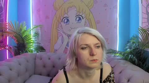 Snapshot of lena_paulles chatting on 01-28-25, 02:42 Lena online show from 01-28-25, 02:42