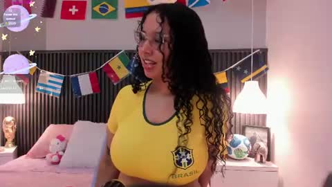 Snapshot of lena_ricci chatting on 06-16-26, 03:31 Lena online show from 06-16-26, 03:31