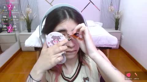 Snapshot of lena_roses chatting on 11-14-25, 03:44 Lena online show from 11-14-25, 03:44