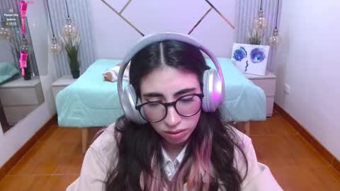 Snapshot of lena_roses chatting on 01-10-26, 07:48 Lena online show from 01-10-26, 07:48