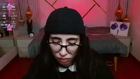 Snapshot of lena_roses chatting on 06-04-26, 08:37 Lena online show from 06-04-26, 08:37