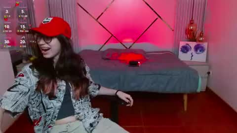Snapshot of lena_roses chatting on 07-06-26, 08:00 Lena online show from 07-06-26, 08:00