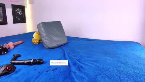 Lenaandwilliam online show from 09-29-25, 08:02