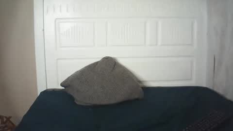 Snapshot of lenah6 chatting on 01-15-26, 05:49 lenah6 online show from 01-15-26, 05:49