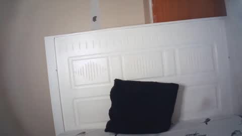 Snapshot of lenah6 chatting on 02-03-26, 06:22 lenah6 online show from 02-03-26, 06:22