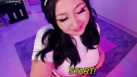 Lenna Kang online show from 01-09-25, 05:22