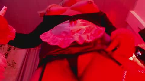 Snapshot of lenasweetx chatting on 03-28-26, 06:29 Lenna Kang online show from 03-28-26, 06:29