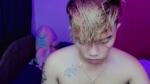 lena online show from 04-18-26, 03:27