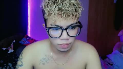 Snapshot of lenawet_0520 chatting on 06-13-26, 03:32 lena online show from 06-13-26, 03:32