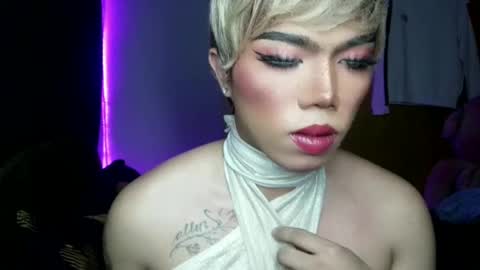Snapshot of lenawet_0520 chatting on 06-14-26, 11:18 lena online show from 06-14-26, 11:18