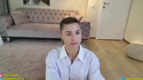 Snapshot of lenna_godess chatting on 07-07-26, 03:20 Lenna Goddess online show from 07-07-26, 03:20
