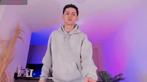 Lenner INDEPENDENT MODEL online show from 02-16-25, 05:59