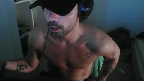 Snapshot of leo1991lol chatting on 01-10-25, 09:44 leo1991lol online show from 01-10-25, 09:44
