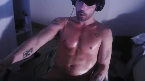 Snapshot of leo1991lol chatting on 03-05-25, 04:45 leo1991lol online show from 03-05-25, 04:45