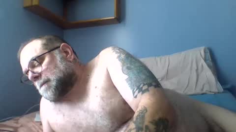 Snapshot of leo71313 chatting on 11-02-25, 05:37 leo71313 online show from 11-02-25, 05:37