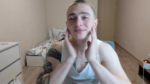 Snapshot of leo__miller chatting on 05-26-26, 09:00 LEO online show from 05-26-26, 09:00