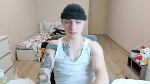 Snapshot of leo__miller chatting on 05-27-26, 01:57 LEO online show from 05-27-26, 01:57