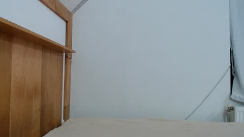 Leo and Lori online show from 12-13-24, 03:27