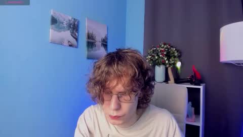 Leo online show from 11-09-25, 02:59