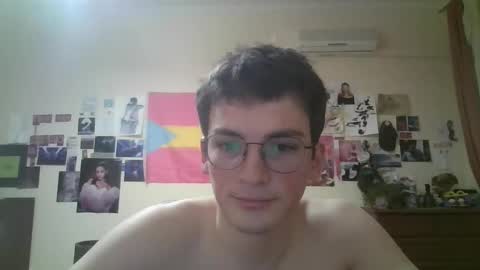 Snapshot of leo_cutie chatting on 03-12-26, 08:37 leo_cutie online show from 03-12-26, 08:37