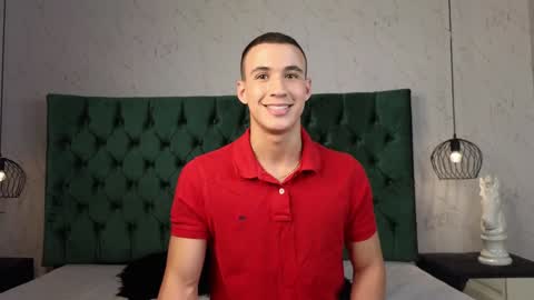 Snapshot of leo_delvey chatting on 12-11-24, 01:58 leo online show from 12-11-24, 01:58