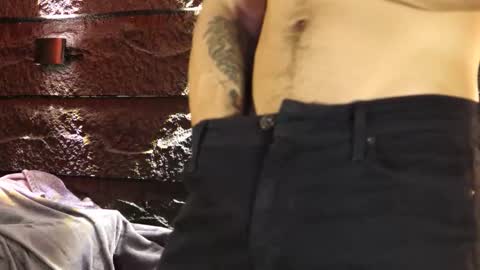 Leo  Diaz online show from 11-15-25, 02:42