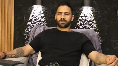 Leo  Diaz online show from 01-10-26, 03:19