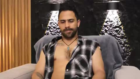 Leo  Diaz online show from 01-17-26, 02:49