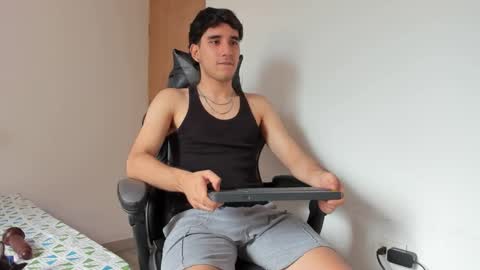 Leo Jones online show from 03-05-25, 04:24