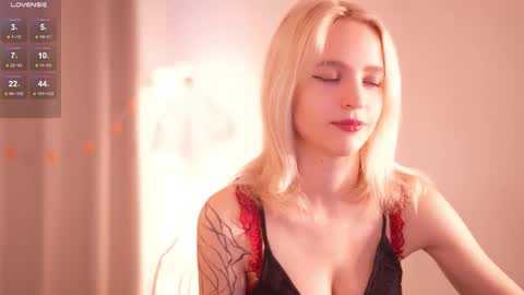 Snapshot of leo_lulu chatting on 11-01-25, 09:44 Ashly online show from 11-01-25, 09:44