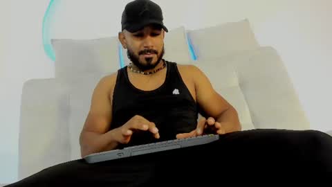 leo  online show from 06-11-26, 01:09