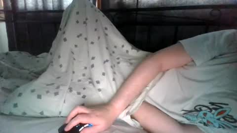 Snapshot of leon7069 chatting on 07-14-26, 03:33 Leon online show from 07-14-26, 03:33